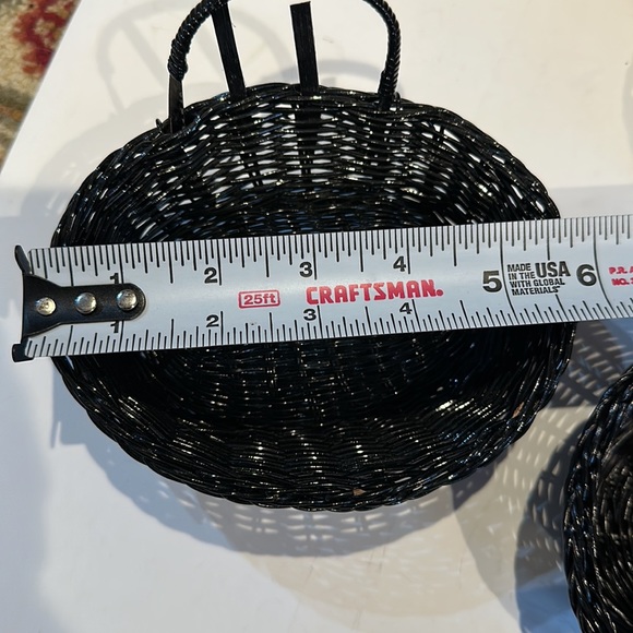 Brand new Hallmark little baskets set of 5 - Picture 7 of 11